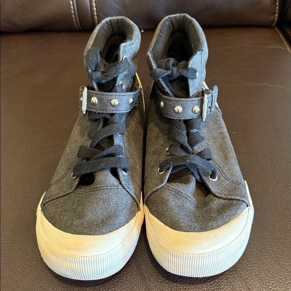 Rocket Dog Women's Grey and White Trainers